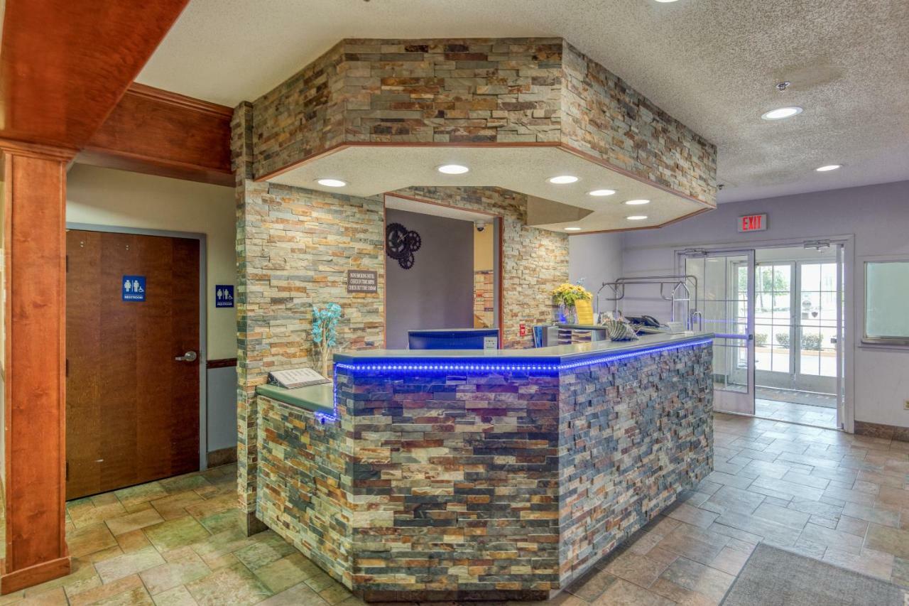 Trident Inn & Suites, Baton Rouge (Adults Only) Prairieville Экстерьер фото