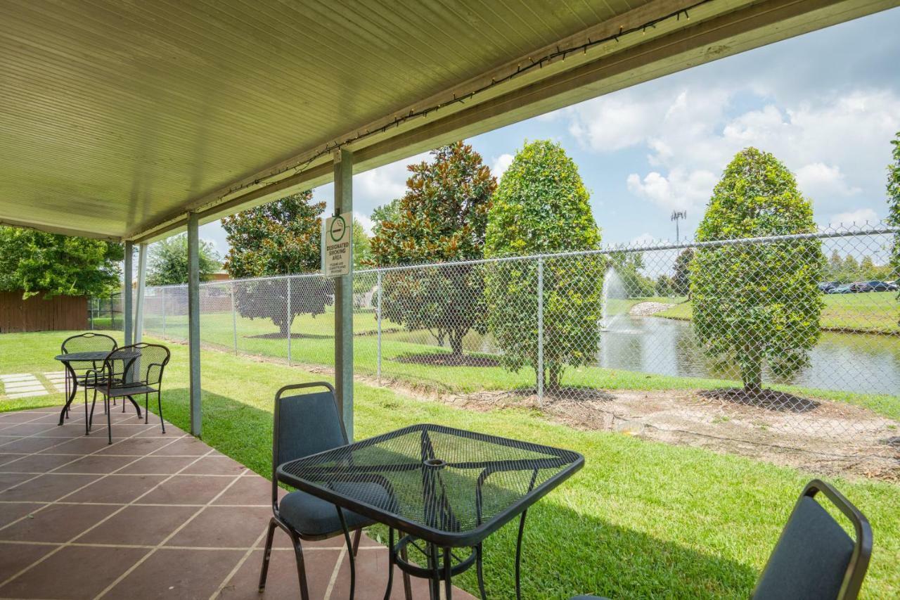 Trident Inn & Suites, Baton Rouge (Adults Only) Prairieville Экстерьер фото